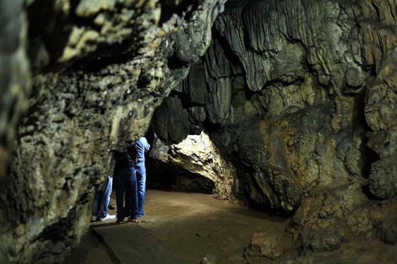 9 Best Honeymoon Places In Meghalaya to Visit in 2023 | I Fashion Styles