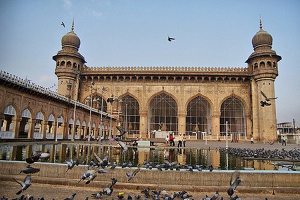 Top 9 Historical Mosques in India With Details 2023 | I Fashion Styles