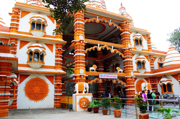 9 Famous Temples in Delhi That You Must Visit | I Fashion Styles