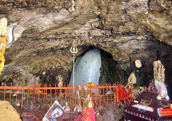 18 Famous Shiva Temples in India to Include Your Devotional Yatra