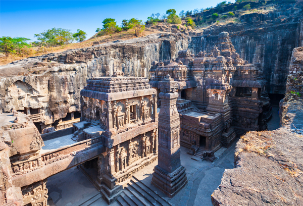 18 Famous Shiva Temples in India to Include Your Devotional Yatra