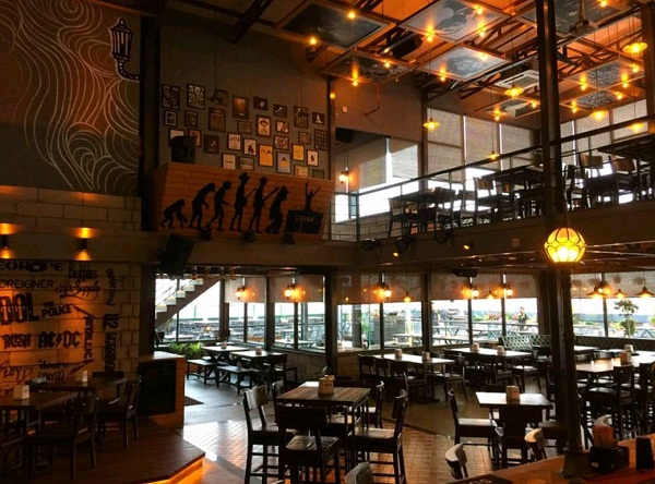 20+ Best Pubs and Nightclubs in Bangalore 2023