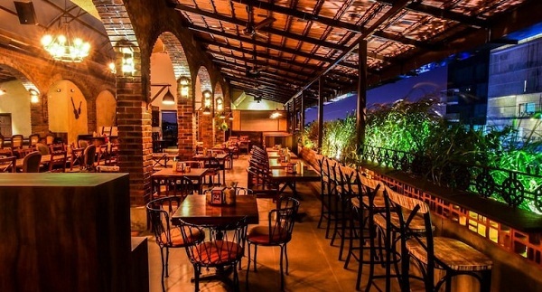 20+ Best Pubs and Nightclubs in Bangalore 2023