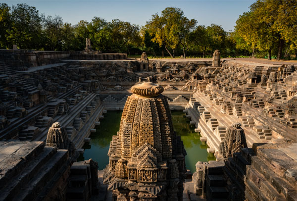 15 Most Popular Hindu Temples In Ahmedabad | I Fashion Styles