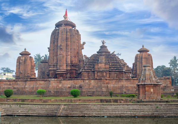 15 Famous and Must Visit Temples In Odisha