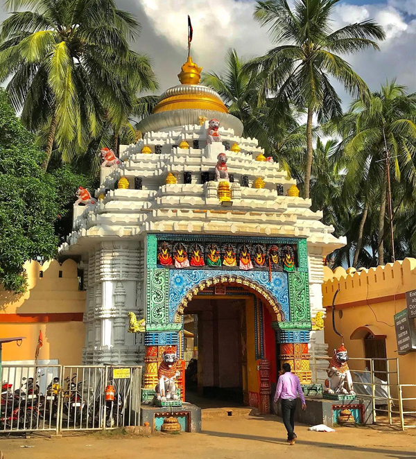 15 Famous and Must Visit Temples In Odisha