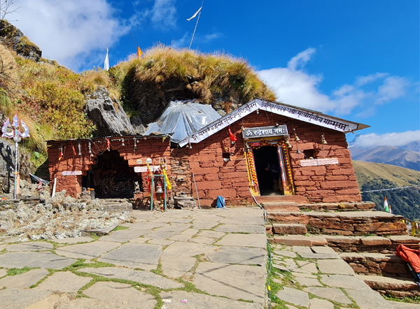 Top 9 Famous Temples to Visit in Uttarakhand | I Fashion Styles