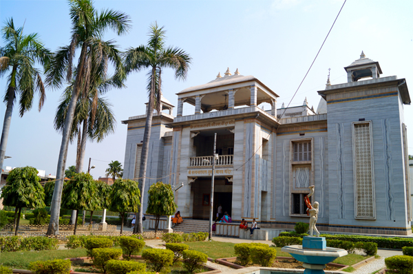 Top 20 Famous Temples in Varanasi That You Can Add To Your Itinerary