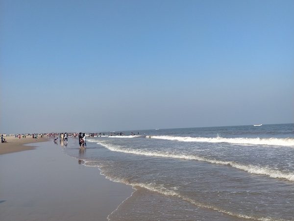 10 Captivating Kakinada Tourist Spots (Beaches, Hotels, Shopping)