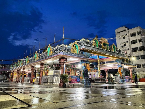 10 Captivating Kakinada Tourist Spots (Beaches, Hotels, Shopping)