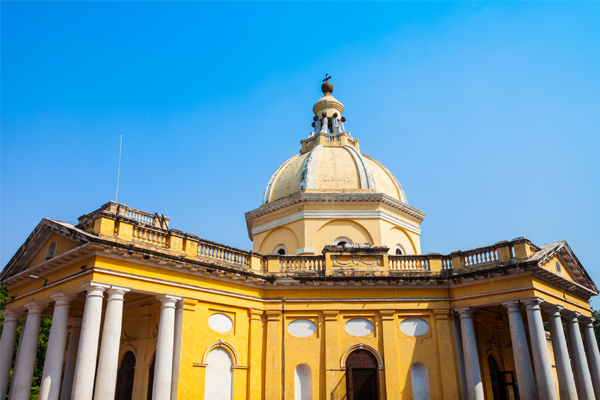 9 Famous Churches in Delhi You Must Visit in 2025 | I Fashion Styles