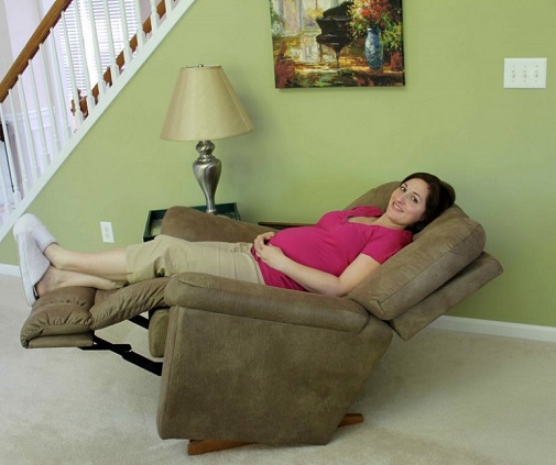 15 Best &amp; Comfortable Chairs For Pregnant Ladies 2023