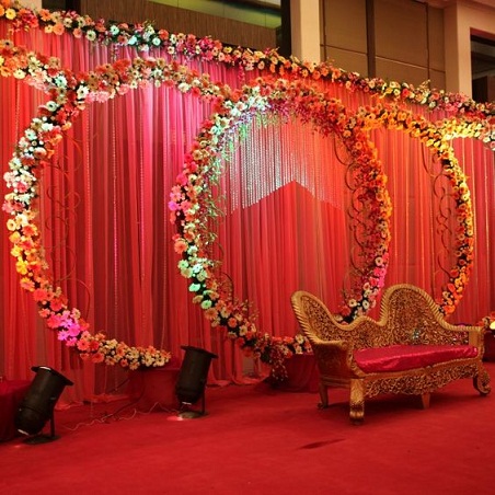 9 Elegant and Modern Orange Curtain Designs for Home