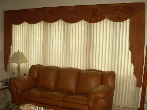 15 Different Types of Blind Curtains to Block out Light