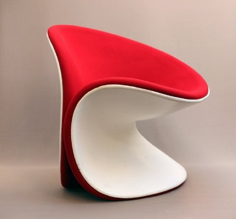 9 Best &amp; Stylish Small Chairs | I Fashion Styles