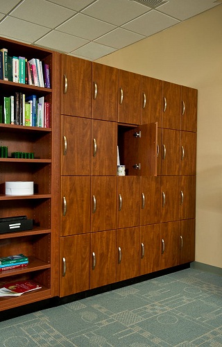 9 Best &amp; Safety Office Locker Design Ideas With Pictures