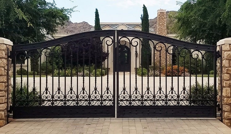 25 Latest Small and Large Gate Designs for Home Compound