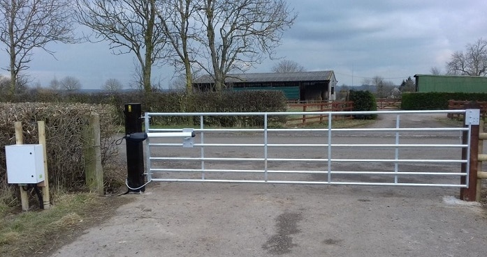 10 Latest Automatic Gates For Homes With Pictures In 2023