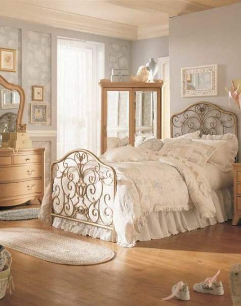 20 Latest Small Bedroom Designs - You Can Try In 2023