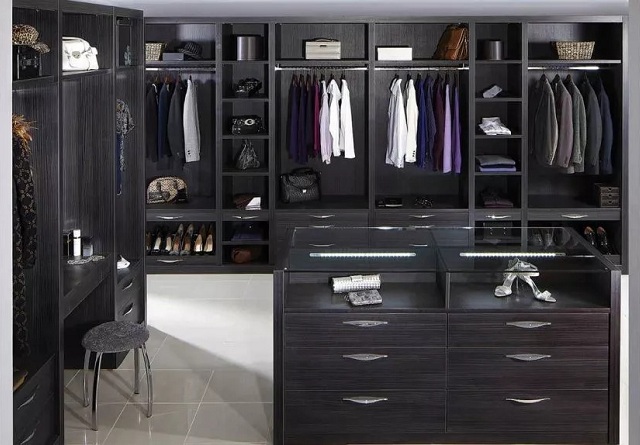 10 Latest Dressing Room Designs With Pictures In 2023