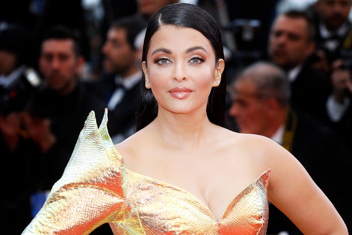 Bollywood Women: 40 List of Most Beautiful Female in Mumbai