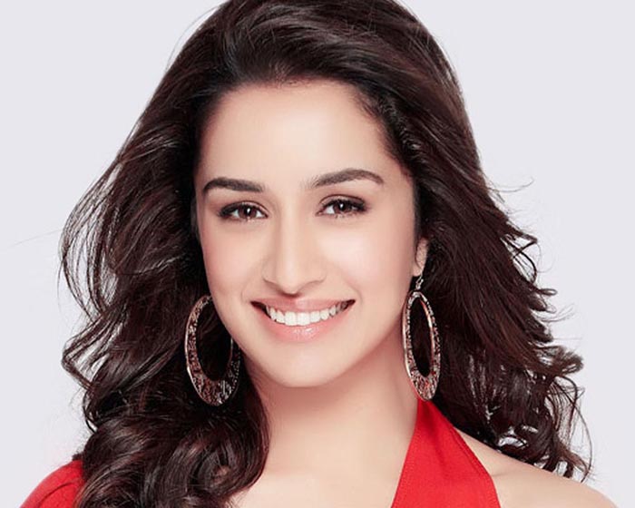 Bollywood Women: 40 List of Most Beautiful Female in Mumbai