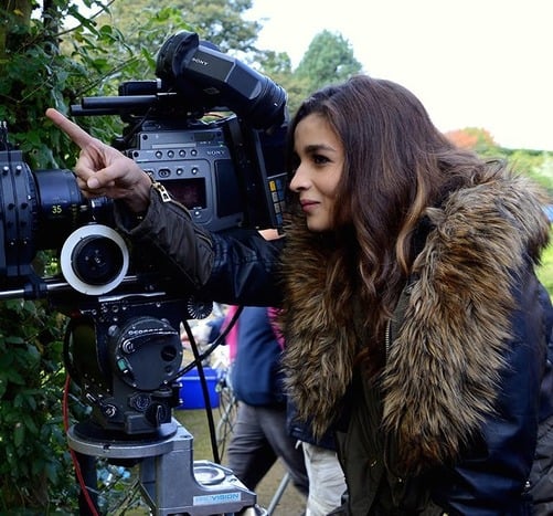 Alia Bhatt Pics from Age 1-29: Childhood, Family &amp; Co-Stars