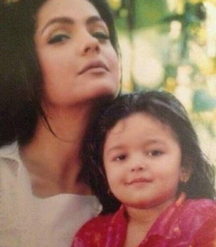 Alia Bhatt Pics from Age 1-29: Childhood, Family &amp; Co-Stars