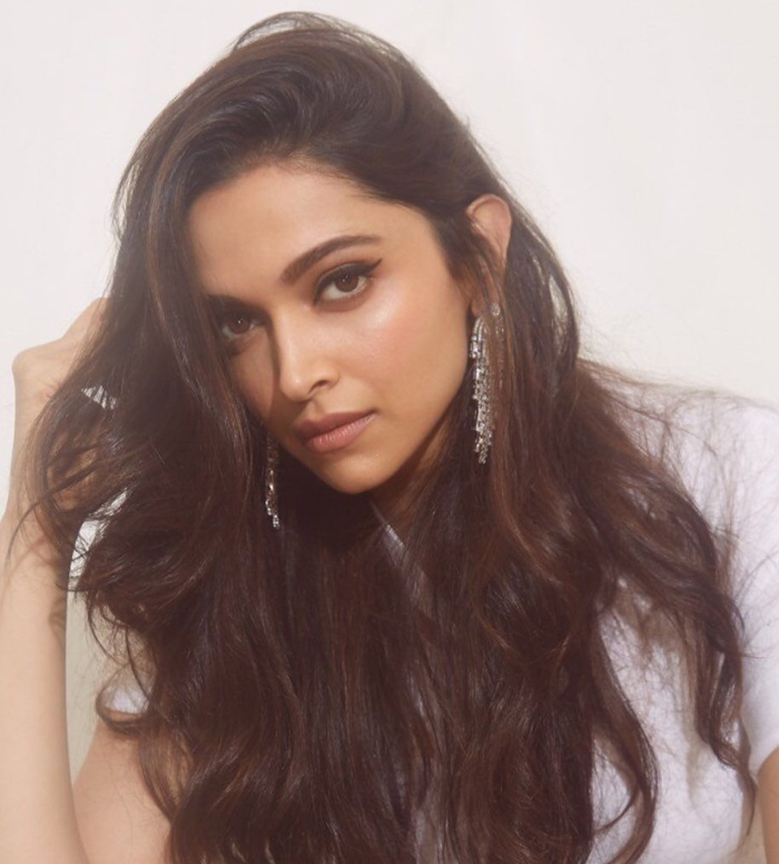 15 Most Beautiful Bollywood Celeb Faces in India 2023