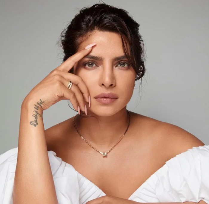 15 Most Beautiful Bollywood Celeb Faces in India 2023