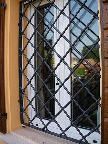 20+ Luxury Window Grill Designs for High-End Residences