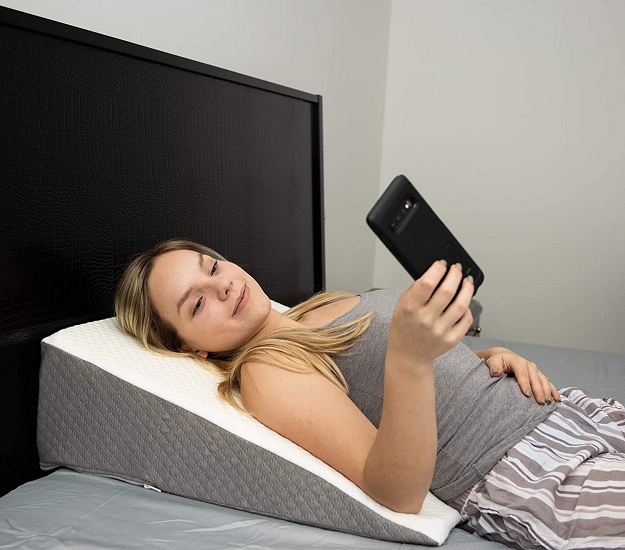 10 Best Anti-Snoring Pillows For A Peaceful Sleep | I Fashion Styles