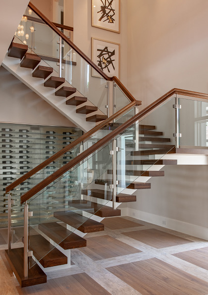 15 Latest and Best Glass Railing Designs for Home 2024