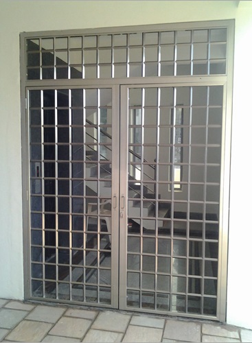 15 Simple &amp; Modern Steel Grill Designs For Home 2024