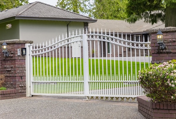 20 Simple &amp; Modern Grill Gate Designs For Home 2025