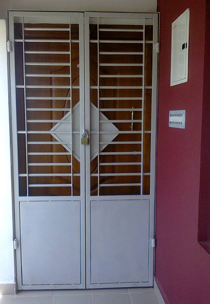 20 Simple &amp; Modern Grill Gate Designs For Home 2025