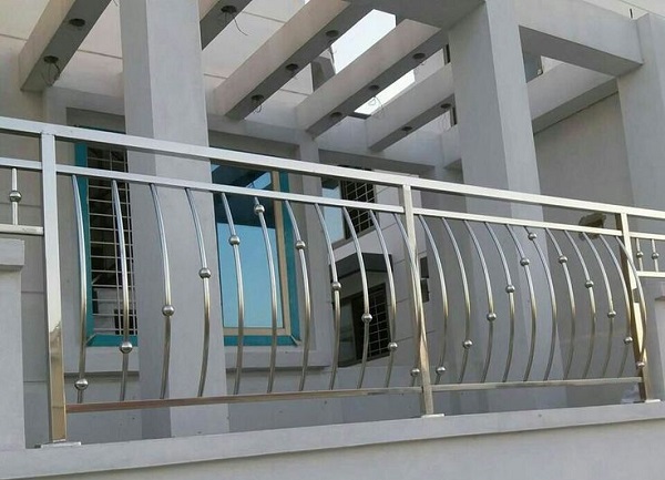 15 Modern Steel Railing Designs For Stylish Home In 2025