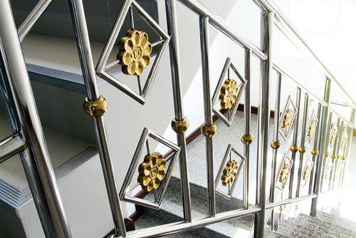 15 Modern Steel Railing Designs For Stylish Home In 2025