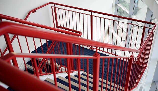 15 Modern Steel Railing Designs For Stylish Home In 2025