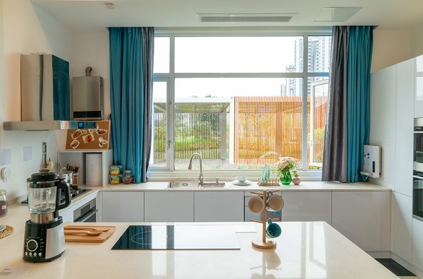 20 Best Window Glass Designs for Home In India 2024