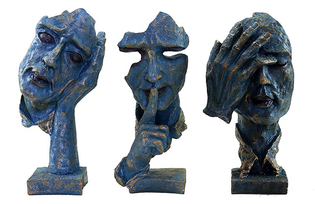 20 Trendy Showpieces For Living Room Décor In 2024