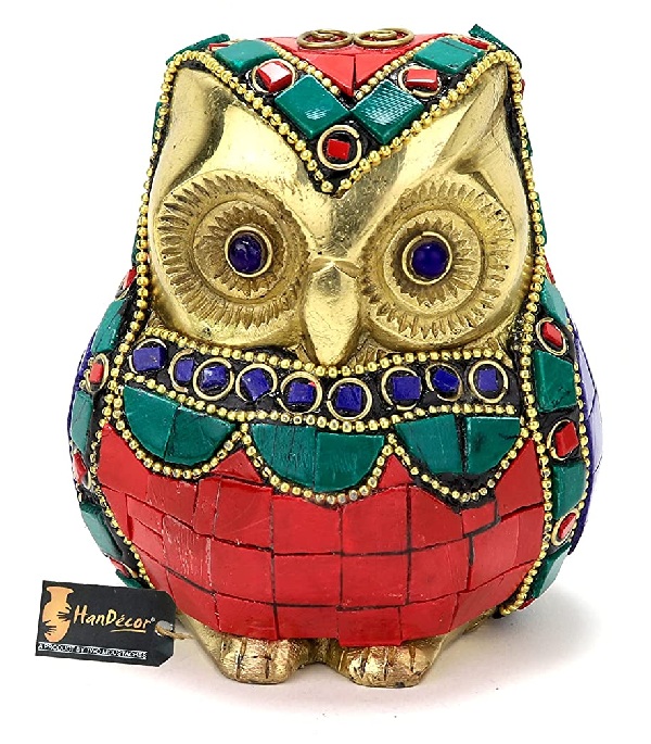 20 Trendy Showpieces For Living Room Décor In 2024