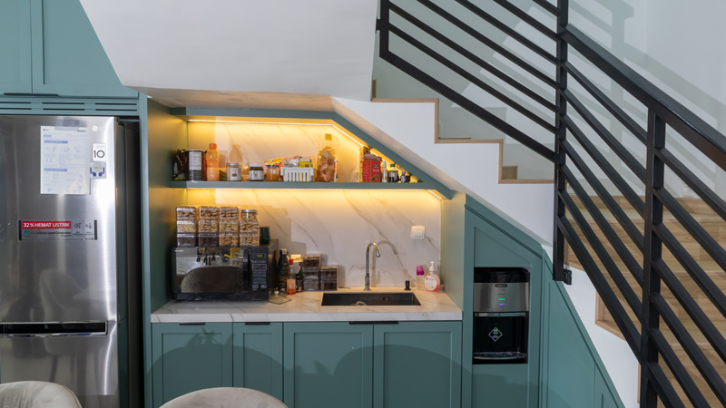 15 Simple and Best Small Storage Shelves Ideas for Kitchen