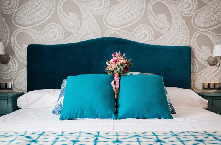 10 Trendy Bedroom Design Ideas with Blue Color Shades