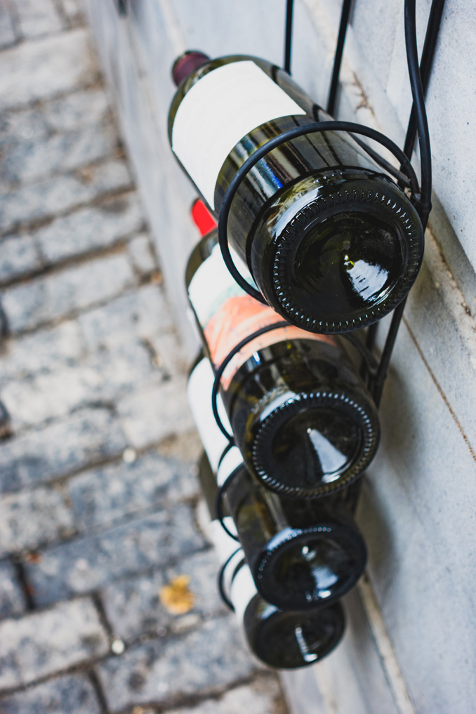 15 Mounted Wine Rack Holders for a Modern Touch