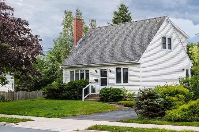 20 Luxurious Bungalow House Designs for High-End Living