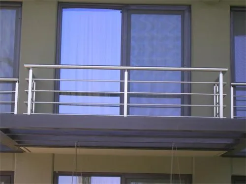 15 Modern Balcony Steel Railing Designs For Home 2024