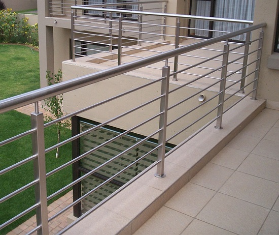 15 Modern Balcony Steel Railing Designs For Home 2024
