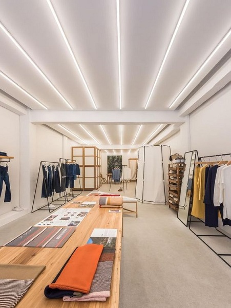 10 Modern Ceiling Design Ideas for Shops in 2025 | I Fashion Styles