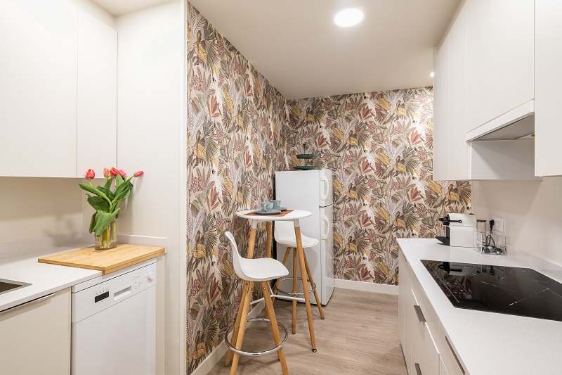 10 Simple Kitchen Wallpaper Designs In Trend 2025 | I Fashion Styles